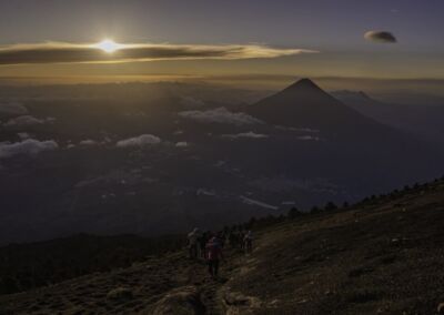 El amanecer de Hunahpú. José Hurtarte - Cumbre del volcán Acatenango, entre Chimaltenango y Sacatepéquez.
