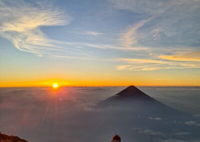 Mar de nubes. Marvin Sipac Pineda - Cumbre del Volcán Acatenango, Chimaltenango.
