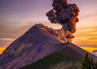Volcán de fuego. Wilmer Rojas - Campamento en Volcán Acatenango, Chimaltenango.