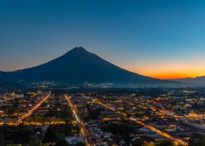 Antigua Guatemala al Atardecer. Wilfredo Cruz, La Antigua Guatemala, Sacatepéquez.
